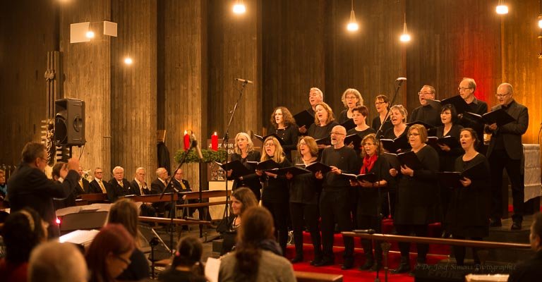 Cantamus Chor katholische Kirche St. Albertus Magnus Leverkusen Waldsiedlung (c) Dr. Josef Simons